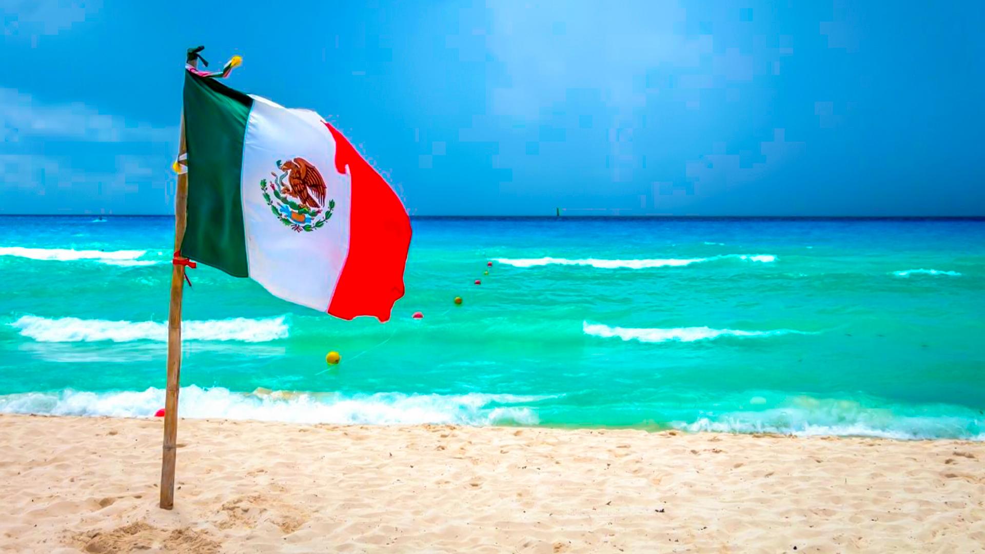 Celebrating Mexican Independence Day in Isla Mujeres